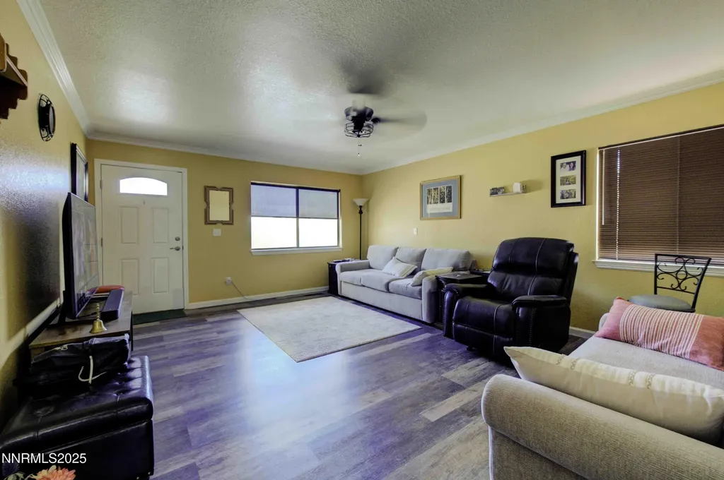 168 River Village Dayton NV 89403