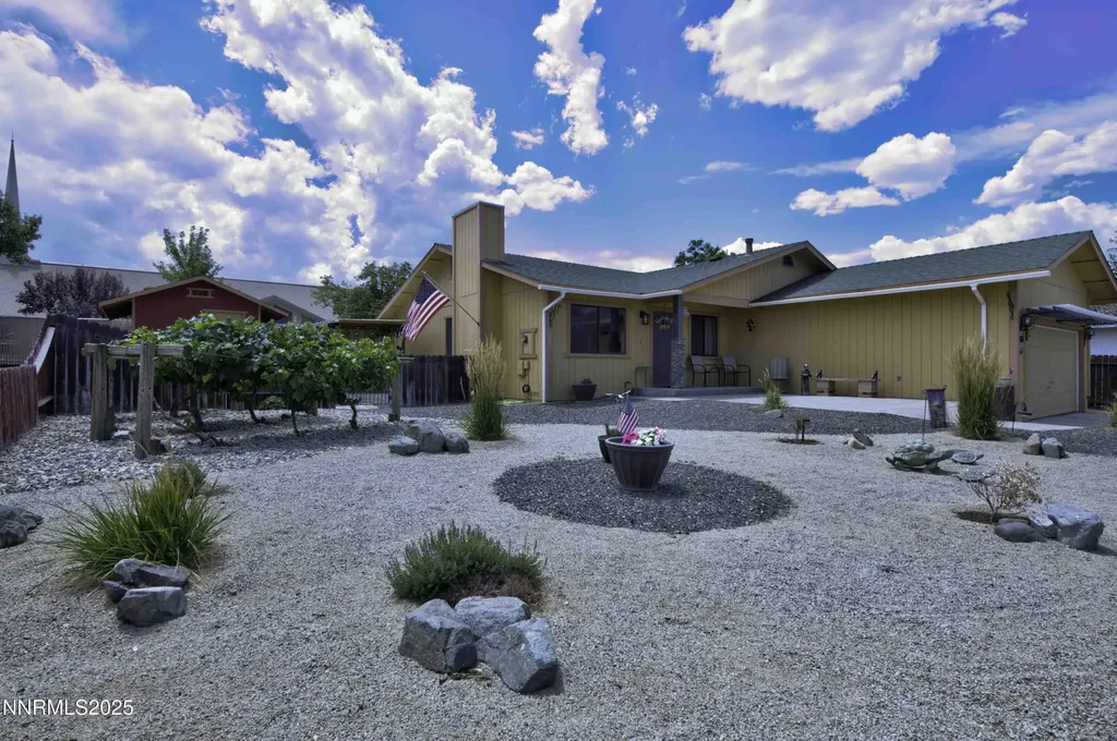 168 River Village Dayton NV 89403