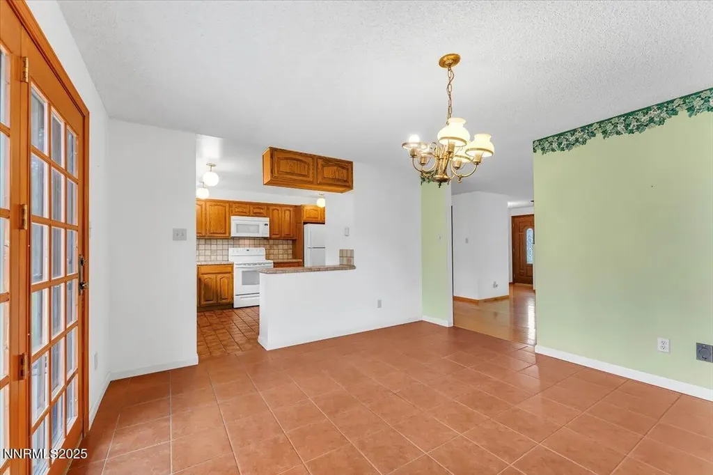 15565 Minnetonka Reno NV 89521