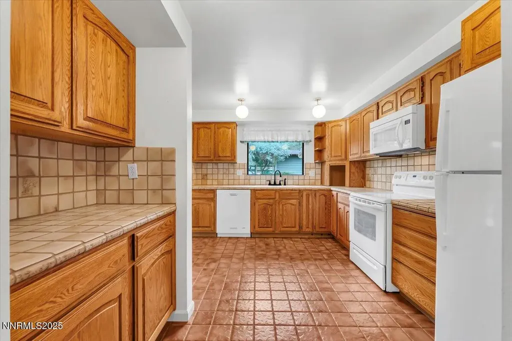 15565 Minnetonka Reno NV 89521