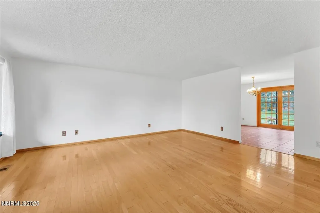 15565 Minnetonka Reno NV 89521