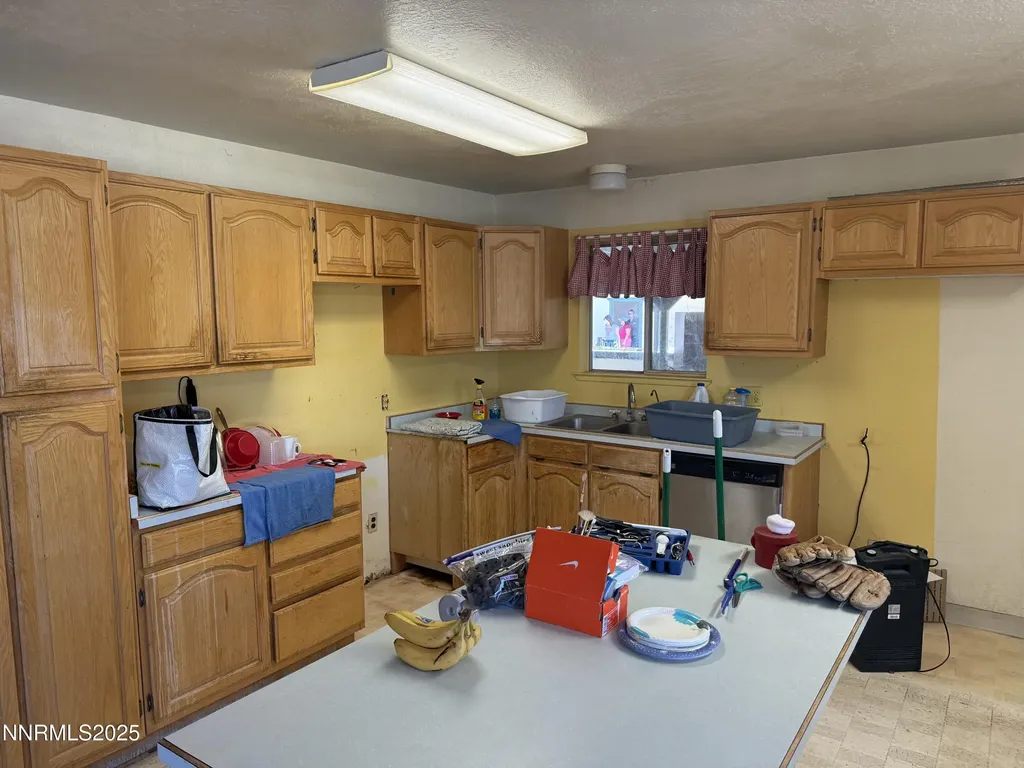 2350 Mount View Fallon NV 89406