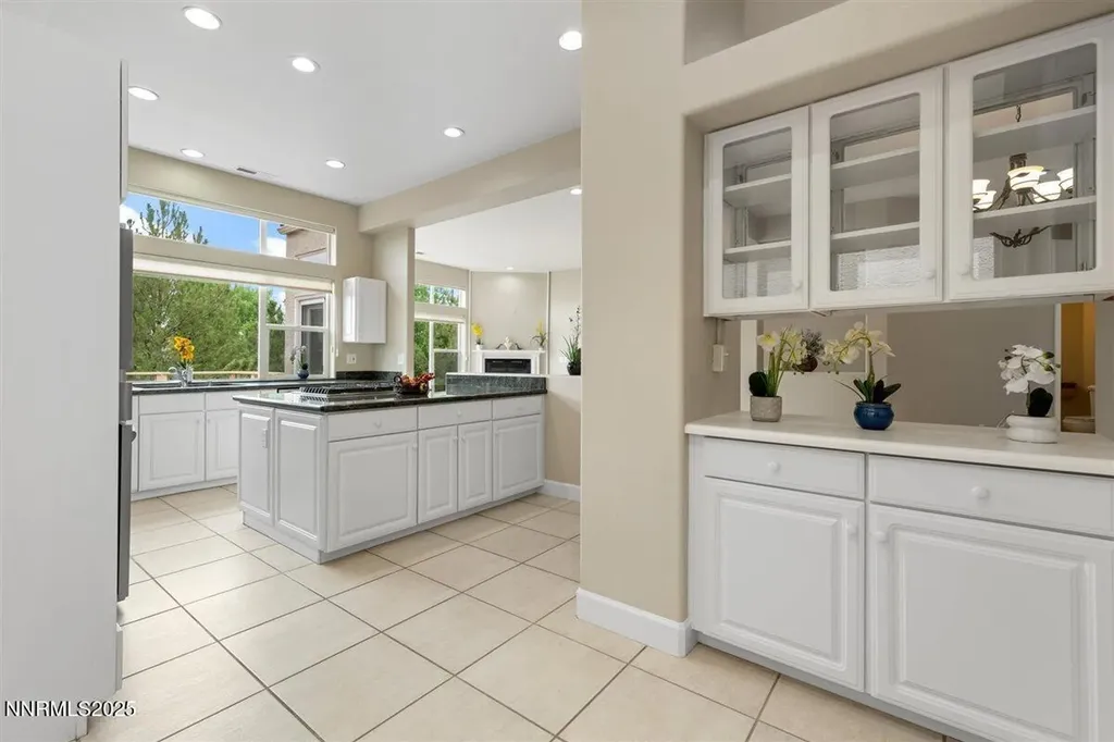 2543 Edgerock Road Reno NV 89519