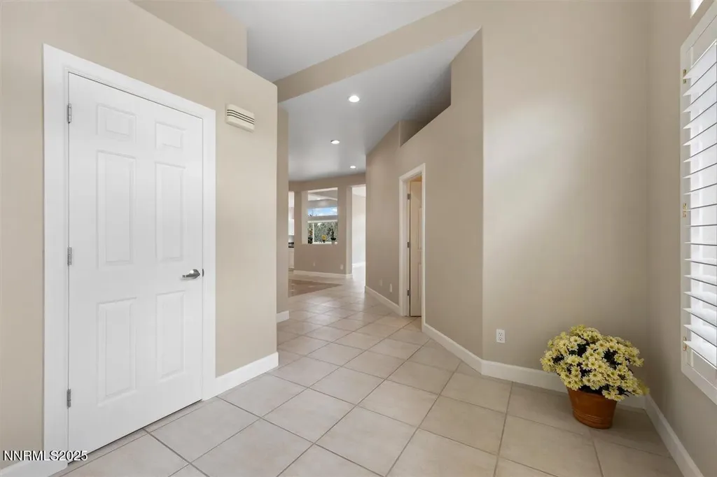 2543 Edgerock Road Reno NV 89519