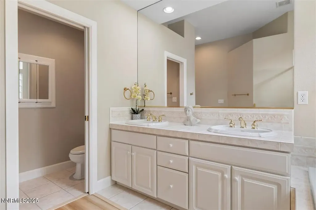 2543 Edgerock Road Reno NV 89519