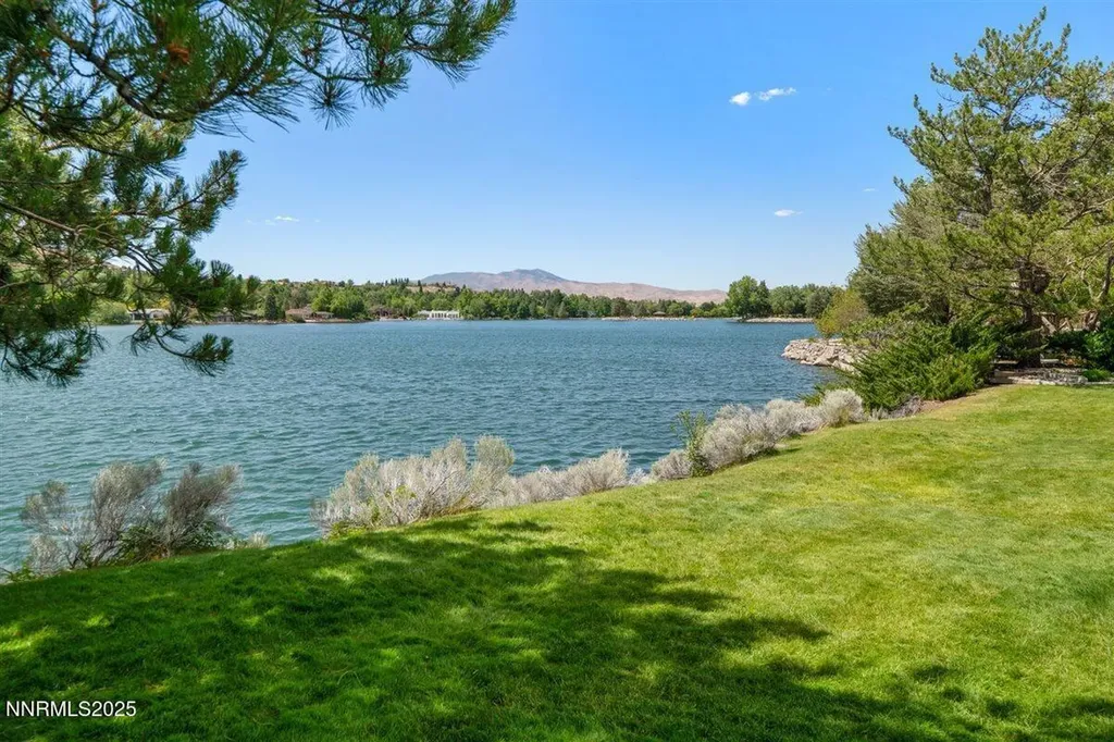 2543 Edgerock Road Reno NV 89519
