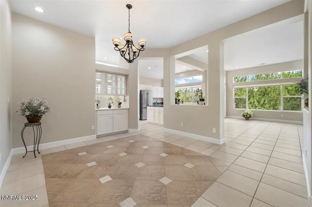 2543 Edgerock Road Reno NV 89519