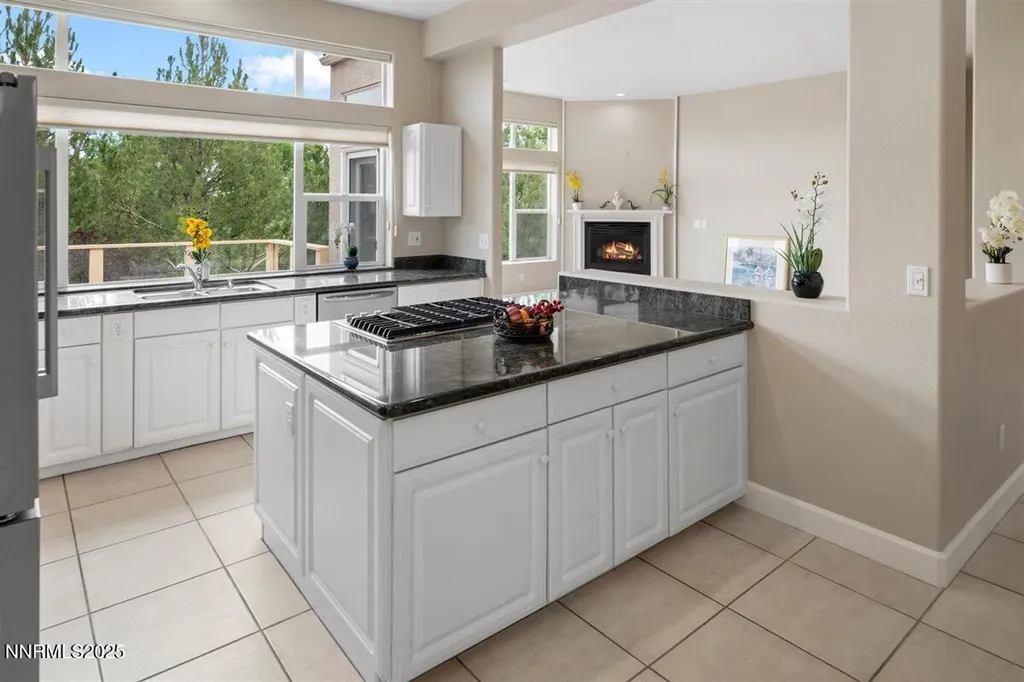 2543 Edgerock Road Reno NV 89519