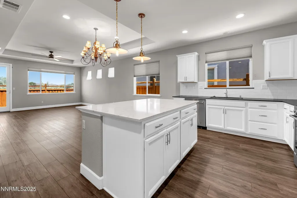 6579 Angels Orchard Sparks NV 89436