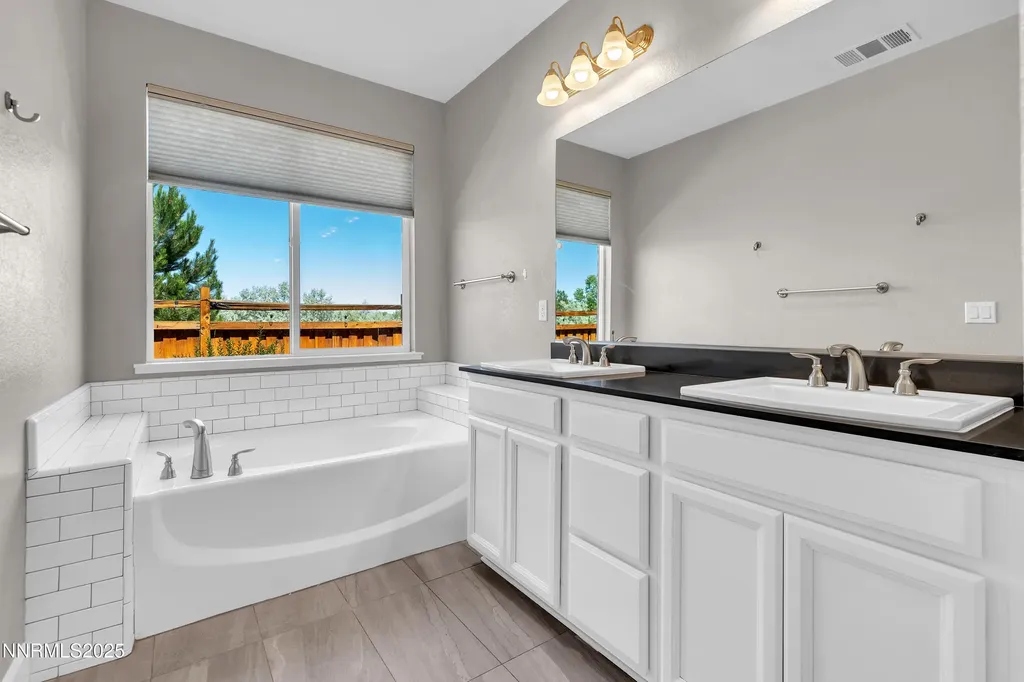 6579 Angels Orchard Sparks NV 89436