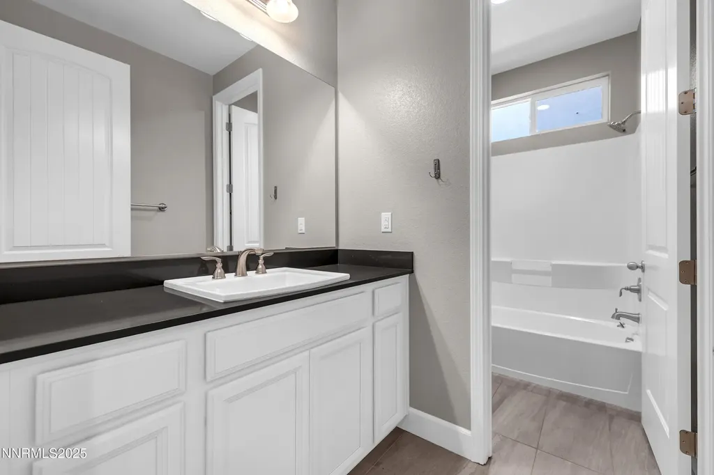 6579 Angels Orchard Sparks NV 89436