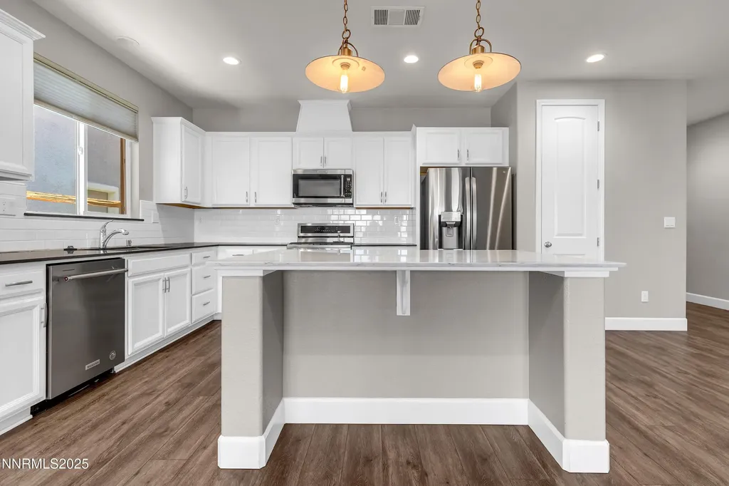 6579 Angels Orchard Sparks NV 89436