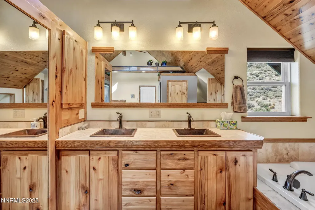 111 Upper Colony Wellington NV 89444
