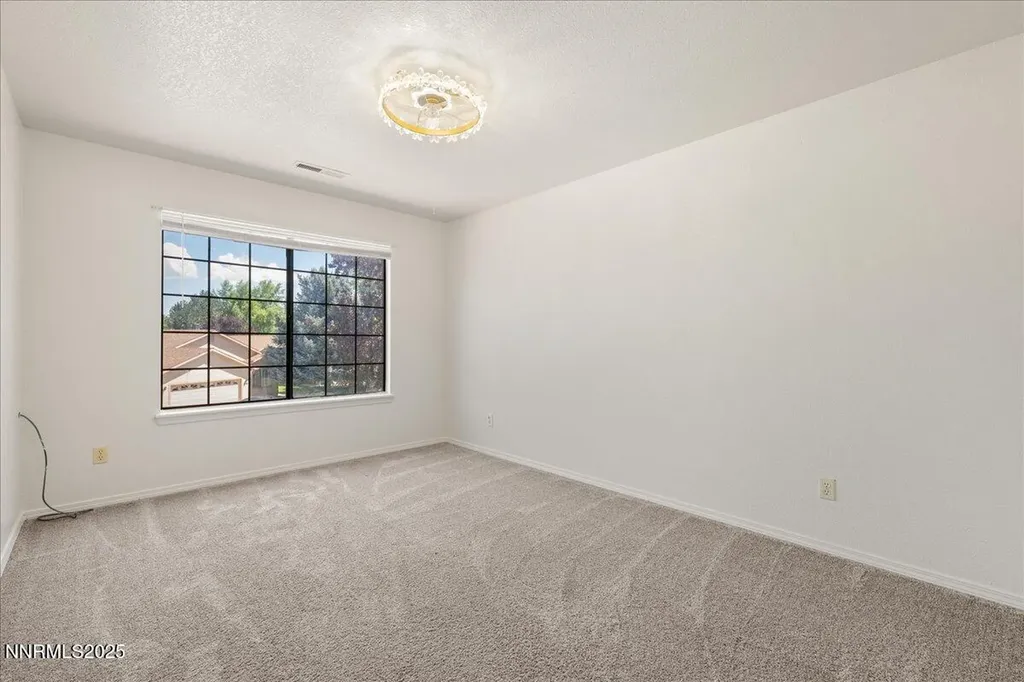 1517 Mill Creek Gardnerville NV 89410
