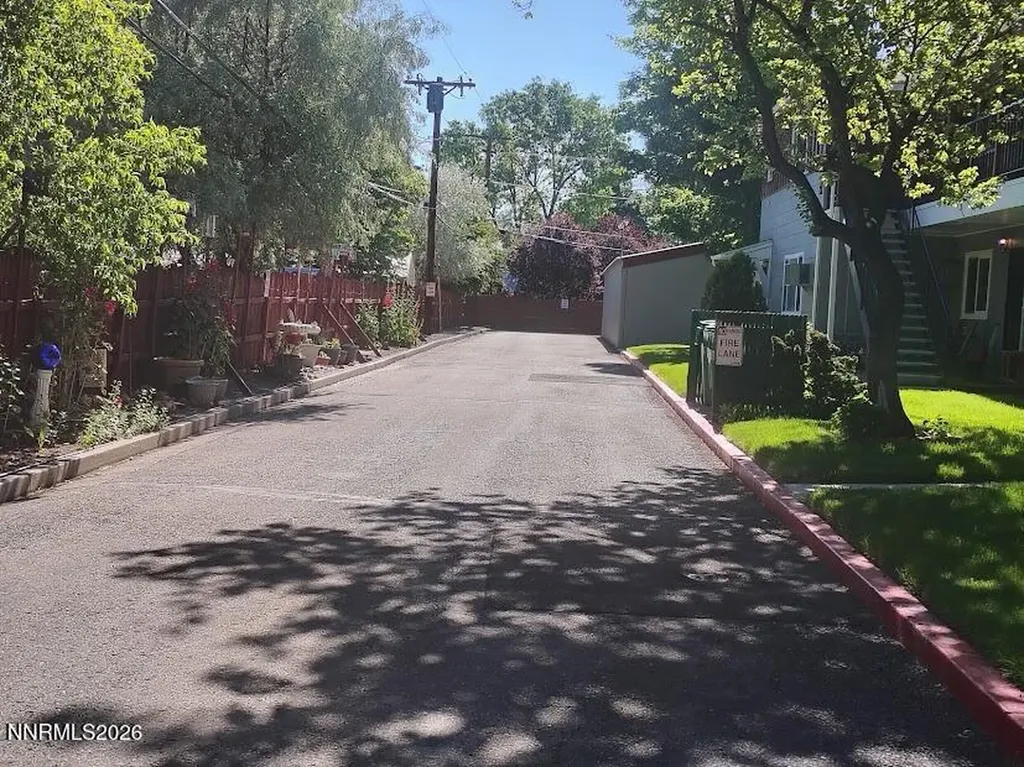 1940 4th Sparks NV 89431