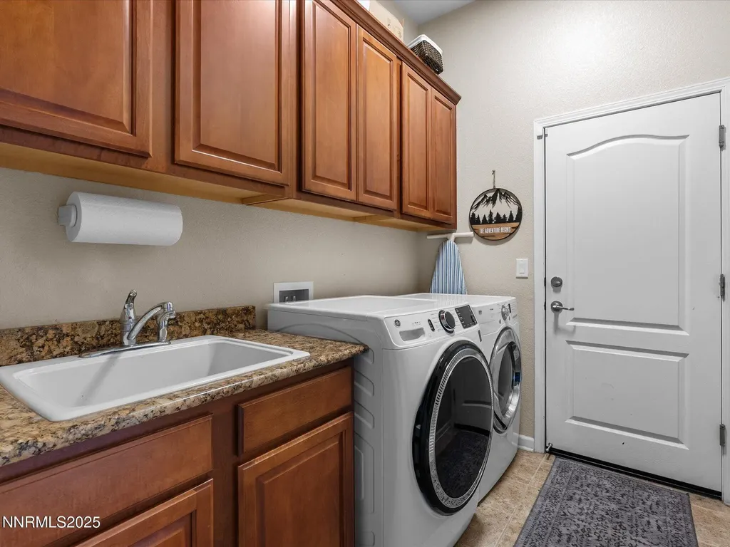 8720 Spearhead Reno NV 89506