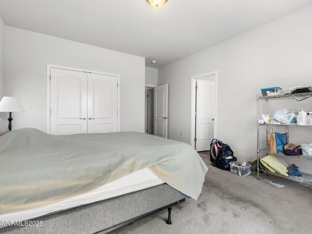 242 Red Oak Fernley NV 89408