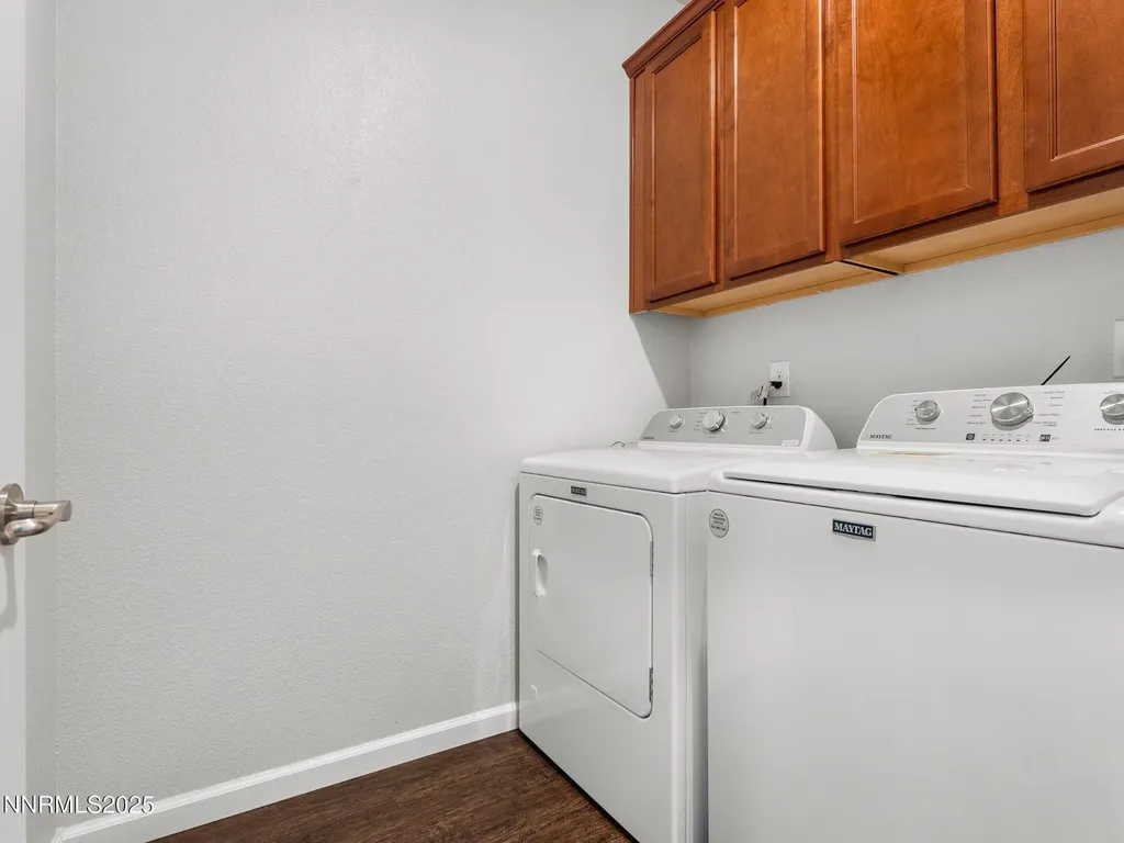 242 Red Oak Fernley NV 89408
