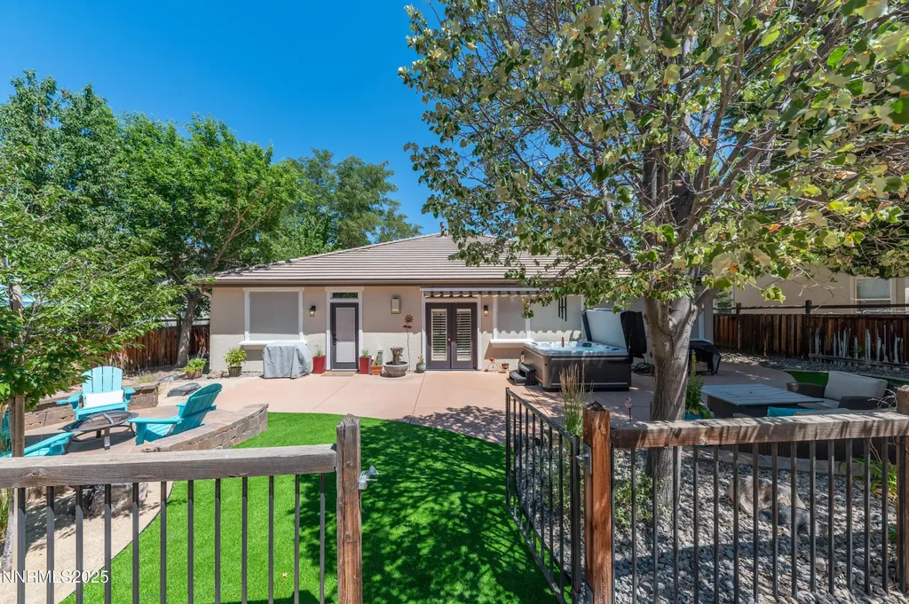 3097 Banestone Sparks NV 89436