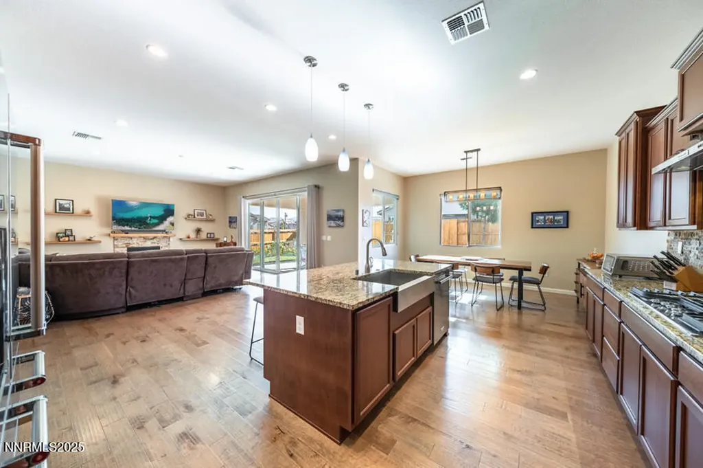175 Niatross Reno NV 89521