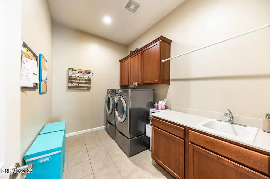 175 Niatross Reno NV 89521
