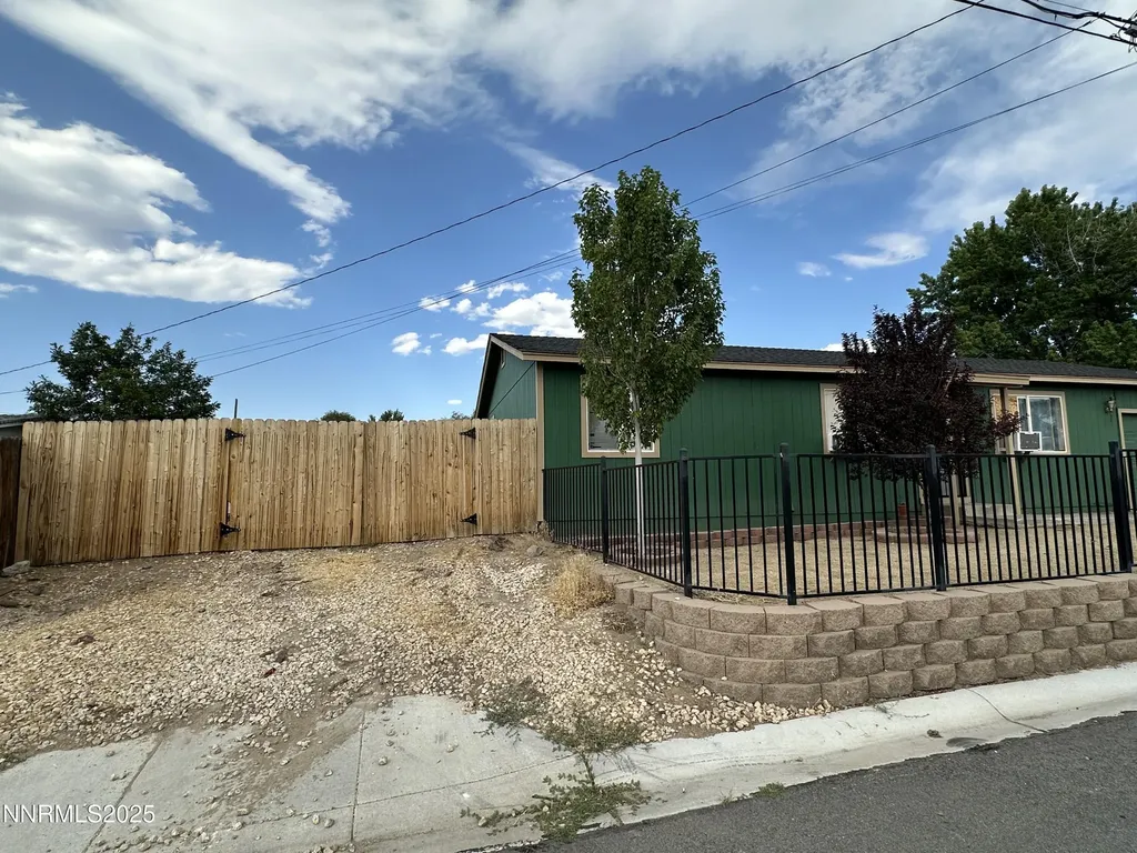 13630 Mount Whitney Reno NV 89506
