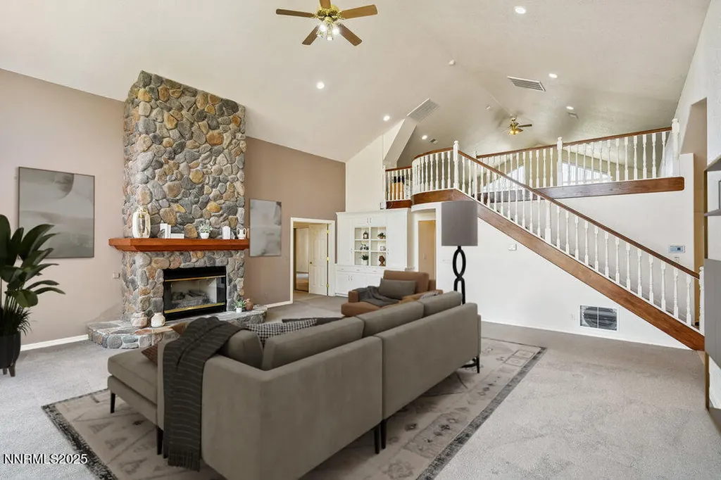 13475 Evening Song Reno NV 89511