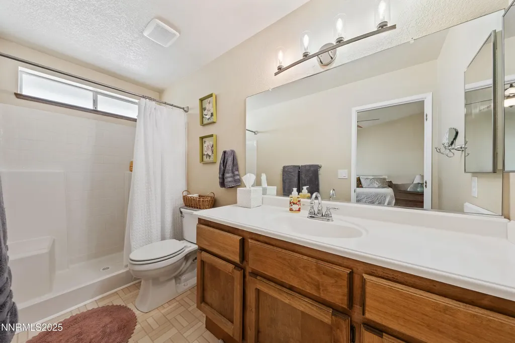 202 Thornwood Dayton NV 89403