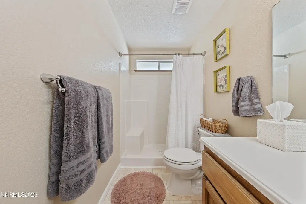 202 Thornwood Dayton NV 89403