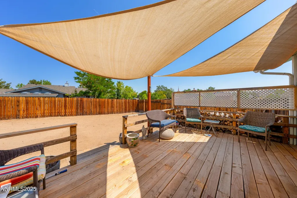202 Thornwood Dayton NV 89403