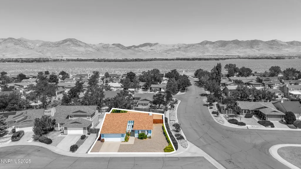 202 Thornwood Dayton NV 89403