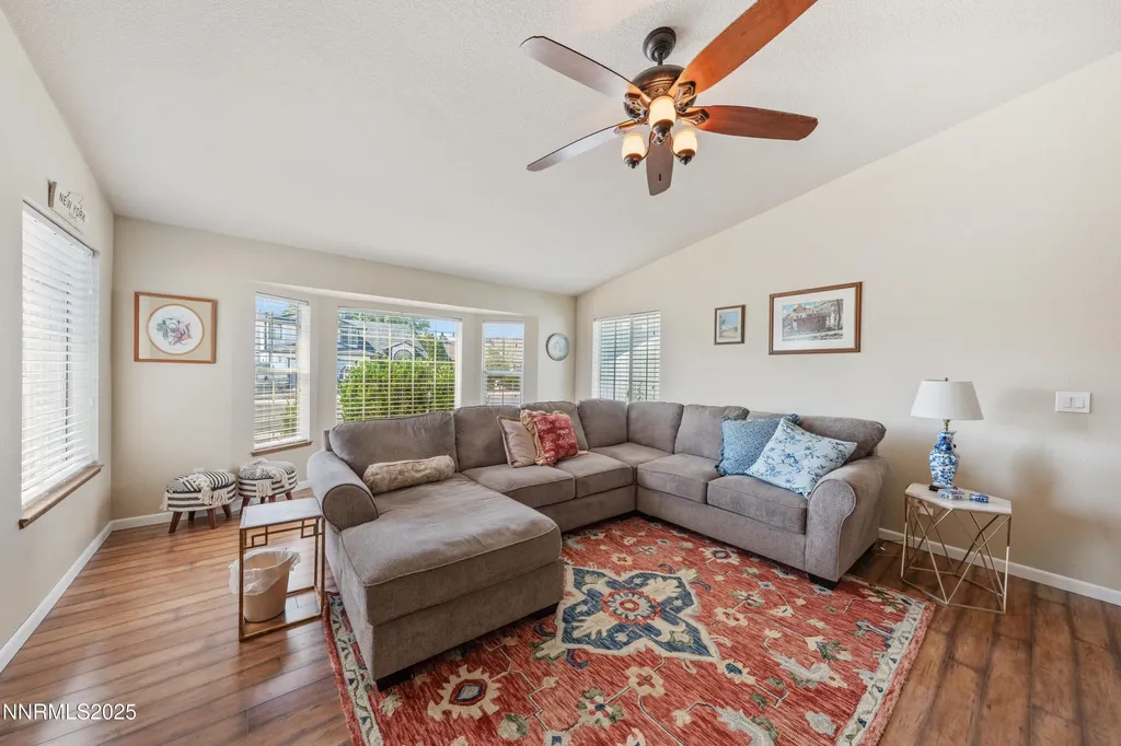 202 Thornwood Dayton NV 89403
