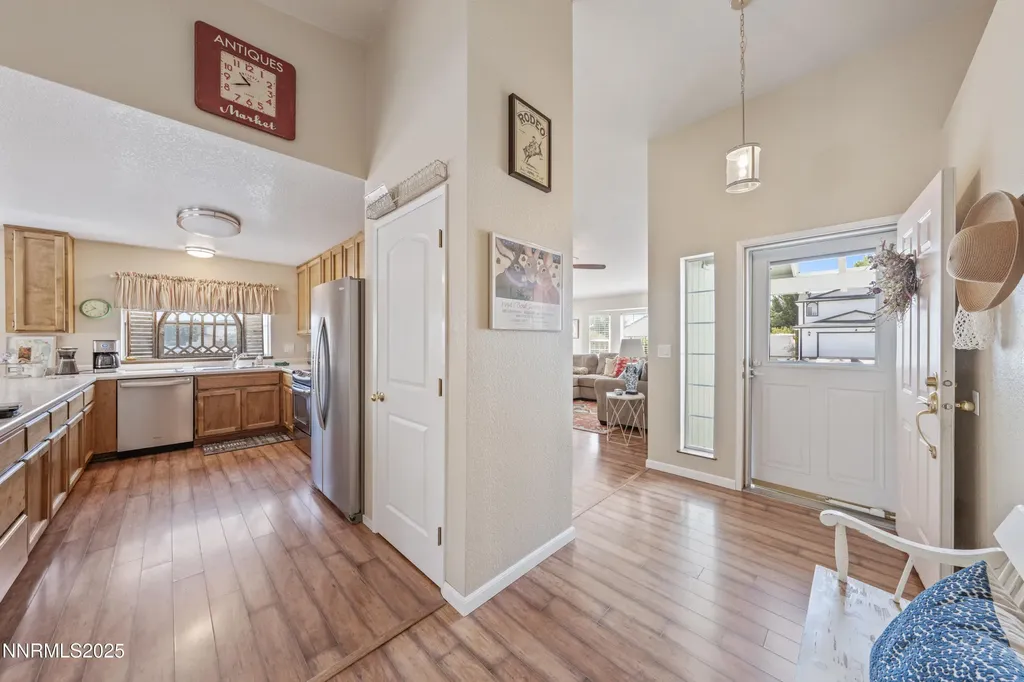 202 Thornwood Dayton NV 89403