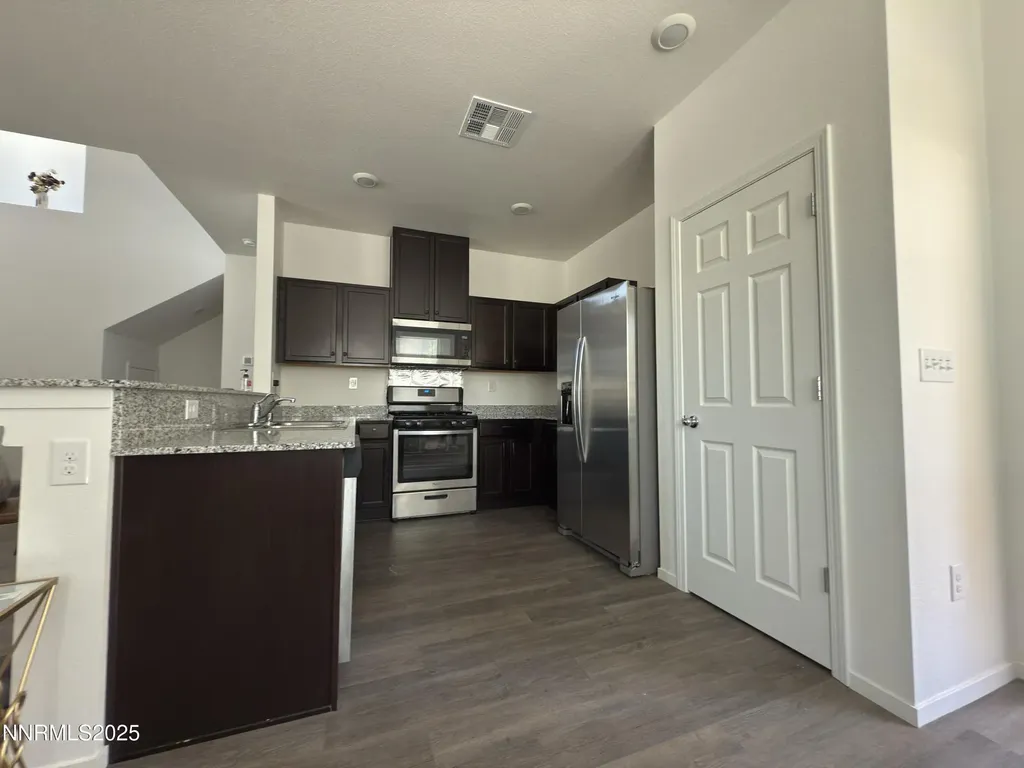 9774 Silver Dollar Reno NV 89506
