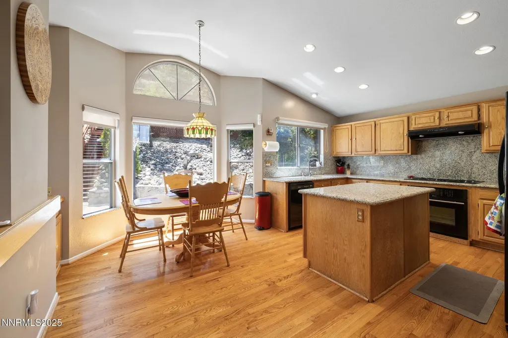 3280 Thornhill Reno NV 89509