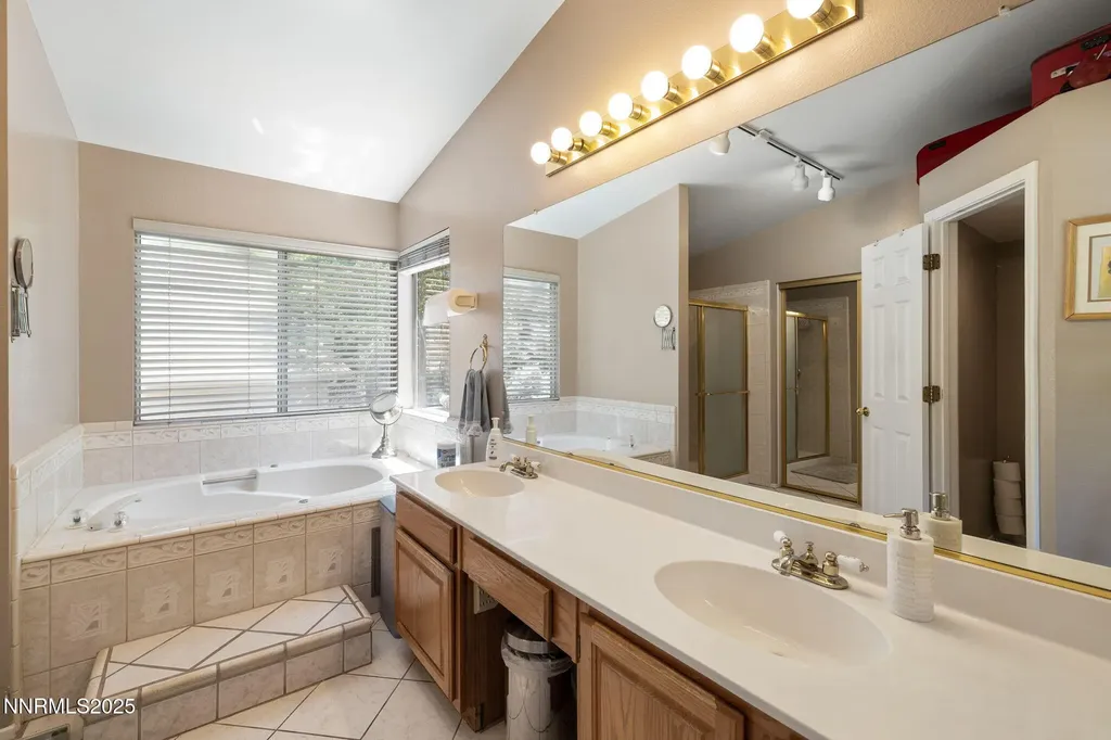 3280 Thornhill Reno NV 89509