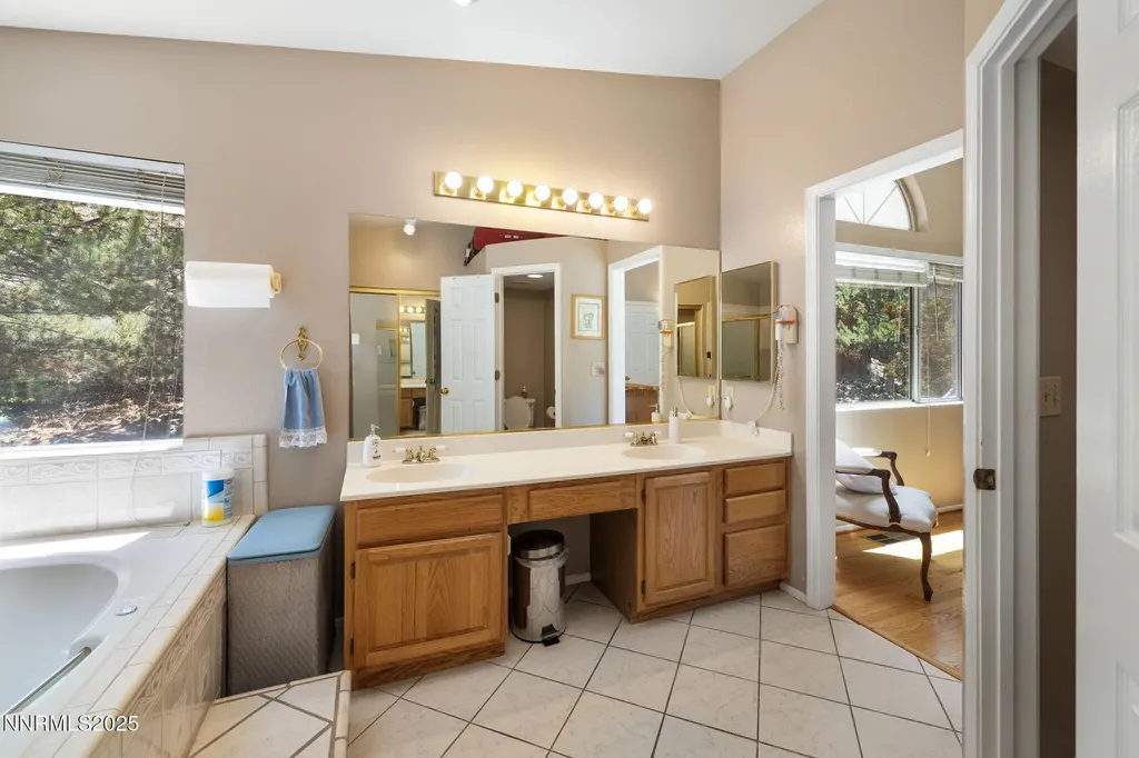 3280 Thornhill Reno NV 89509