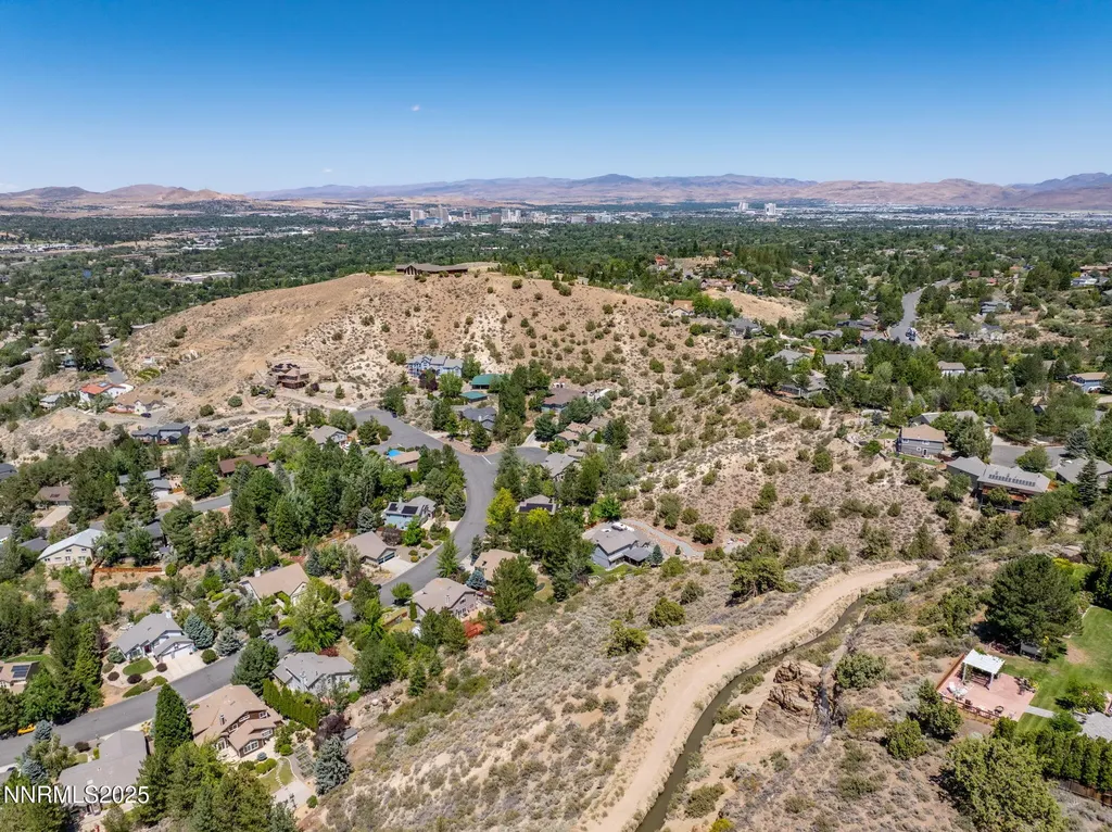 3280 Thornhill Reno NV 89509