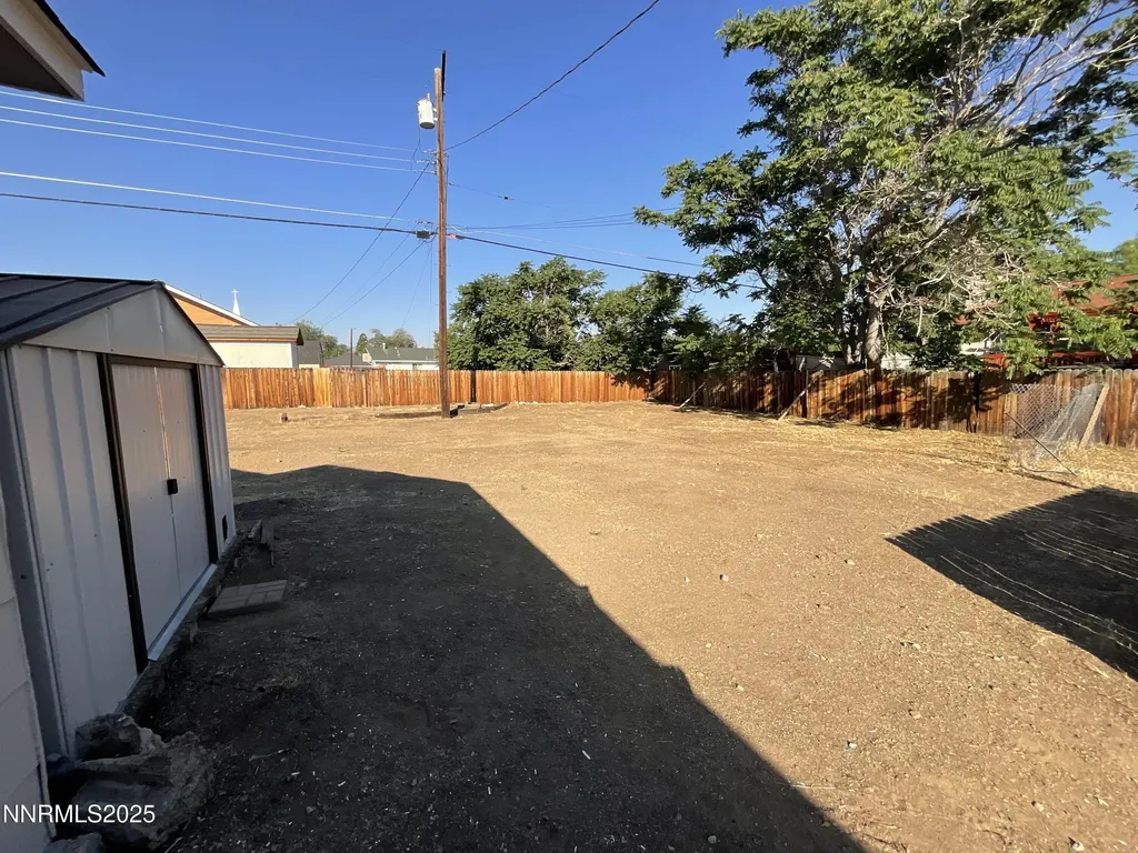 1855 Mccloud Reno NV 89512