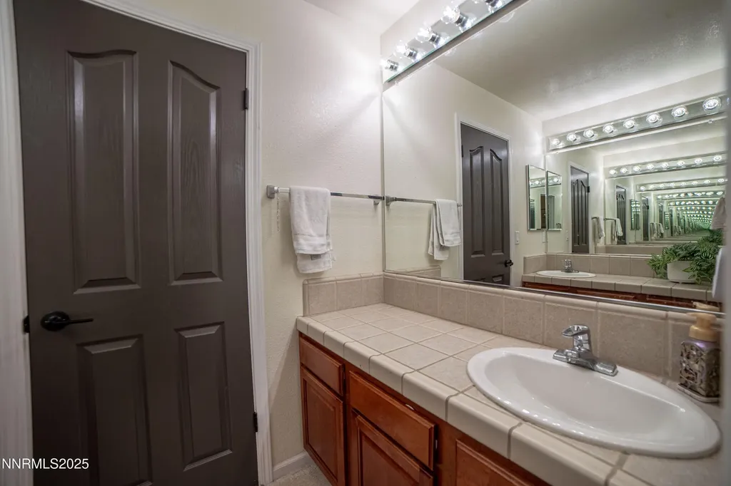 2691 Sutter Butte Sparks NV 89436