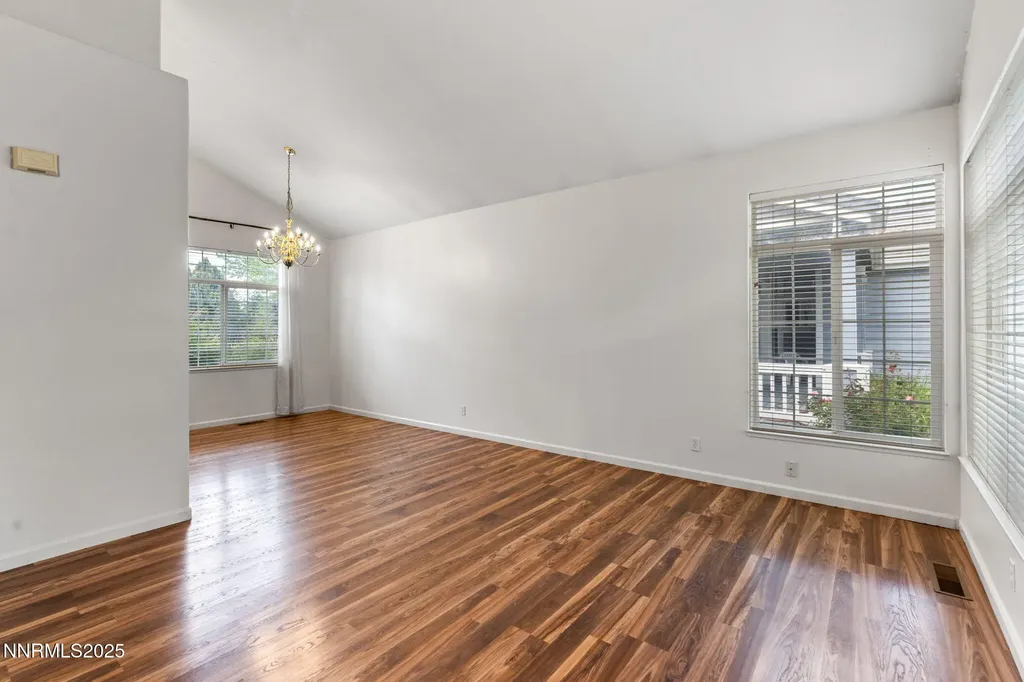 3095 Fairwood Reno NV 89502