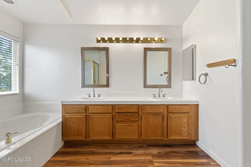 3095 Fairwood Reno NV 89502