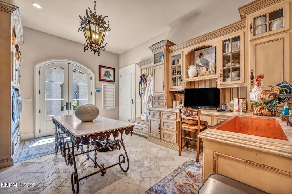 3820 Frost Reno NV 89511