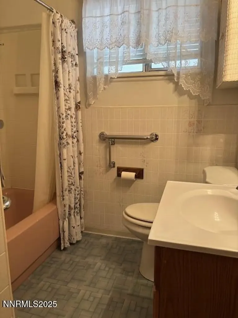 335 York Way Sparks NV 89431