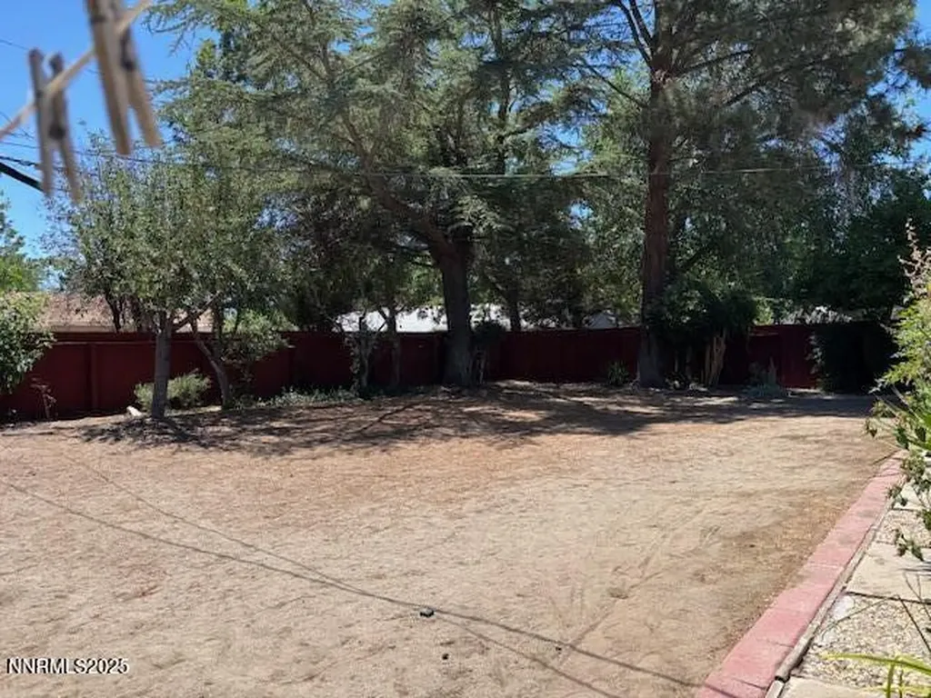 335 York Way Sparks NV 89431
