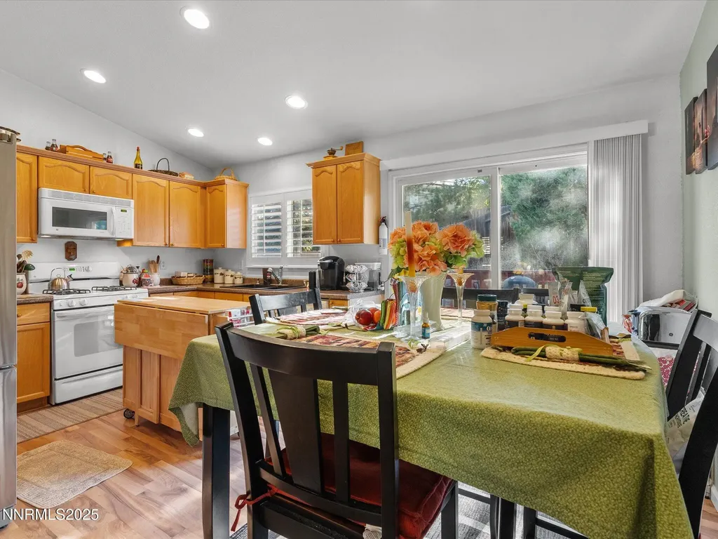 9493 Long River Reno NV 89506