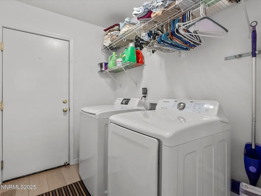 9493 Long River Reno NV 89506
