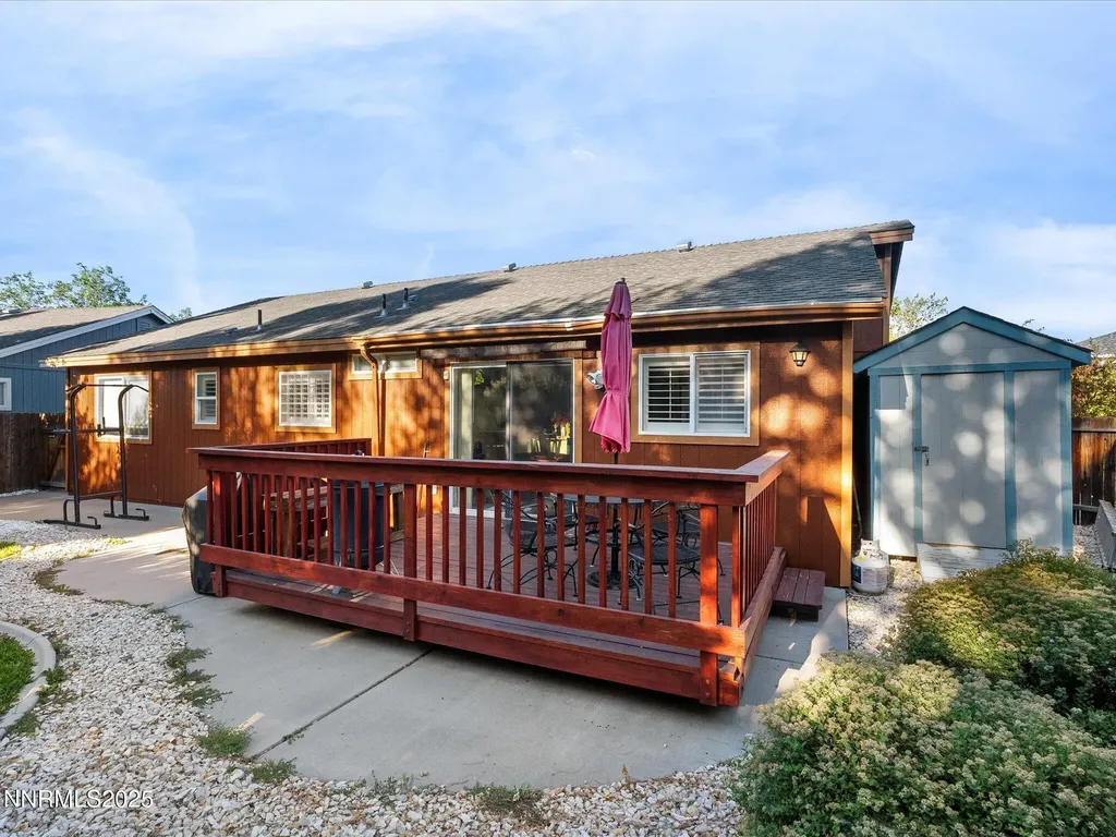 9493 Long River Reno NV 89506