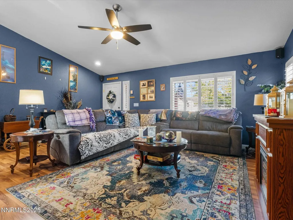 9493 Long River Reno NV 89506
