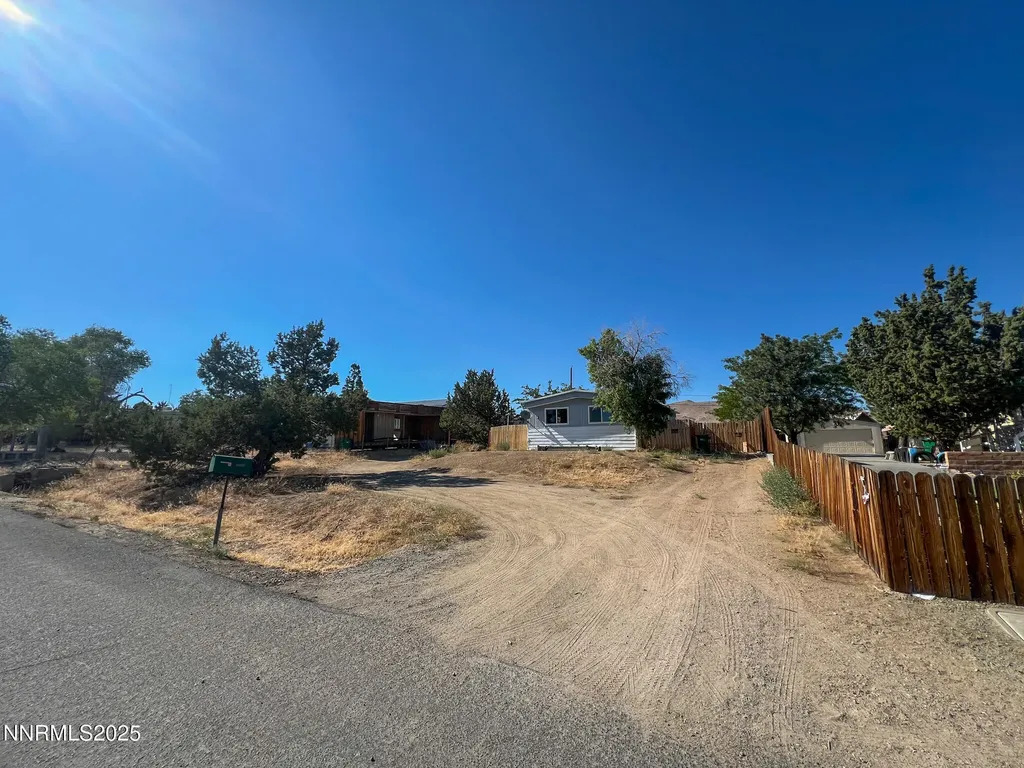 6305 Blackwood Sun Valley NV 89433